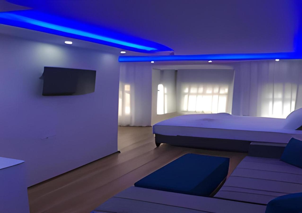 Blue Royal Hotel อิสตันบูล ภายนอก รูปภาพ